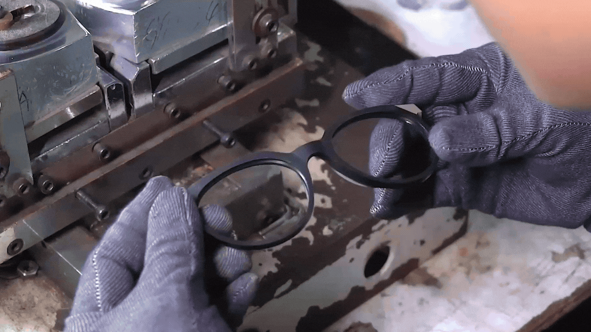 Behind the Scenes: How Acetate Frames Are Made
